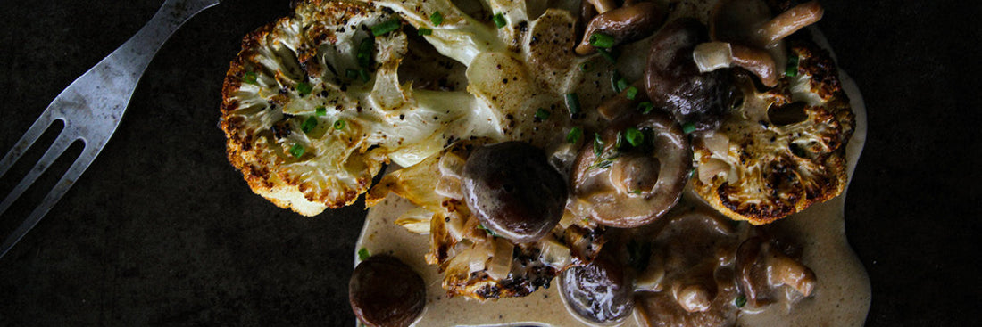 Rökt blomkål med shiitake- och chaigräddsås