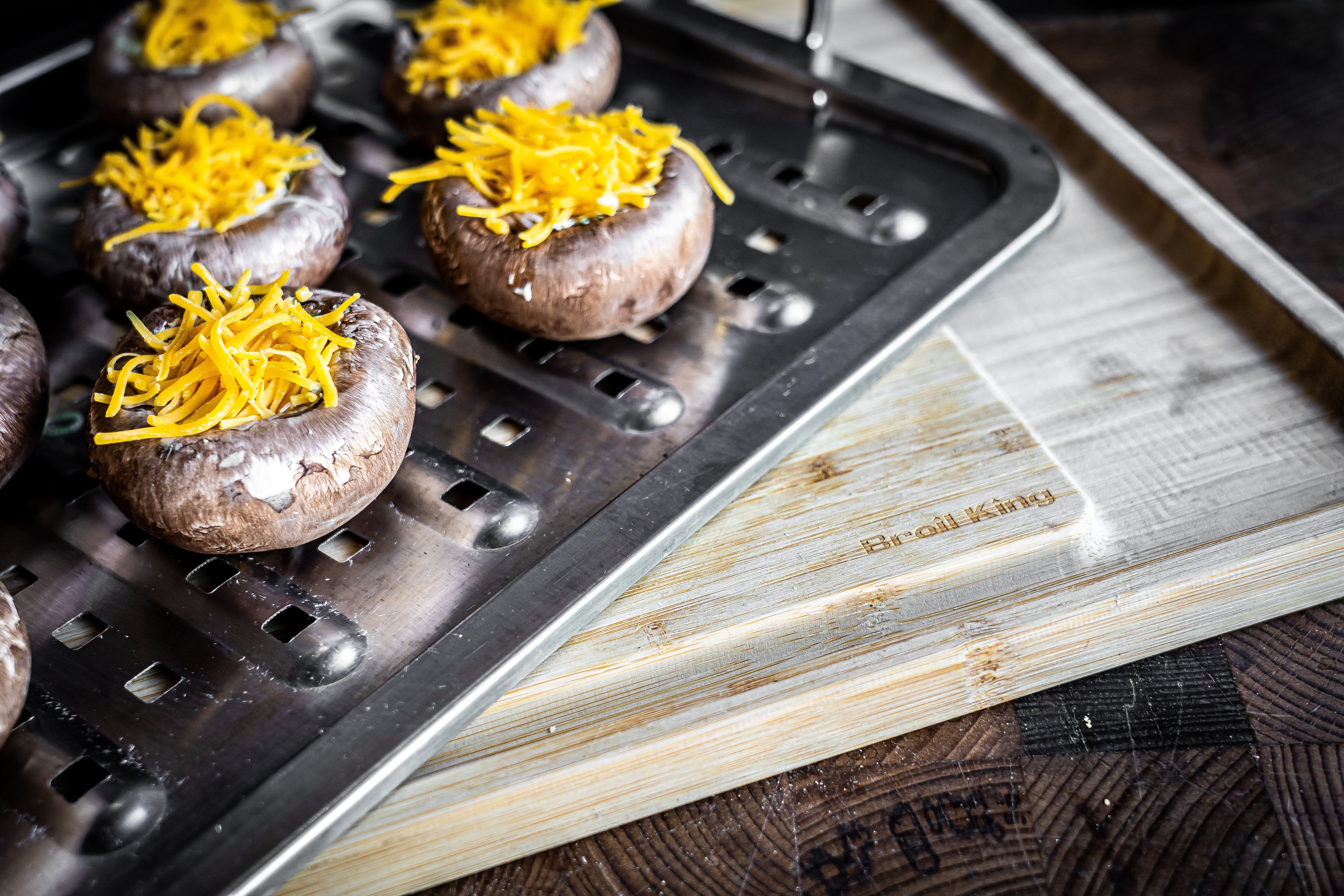 Grillbrickor och wokar – Broil King Sverige